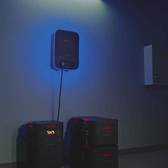 Jackery Explorer 5000 Plus 90-second product film covering output, expansion and home backup